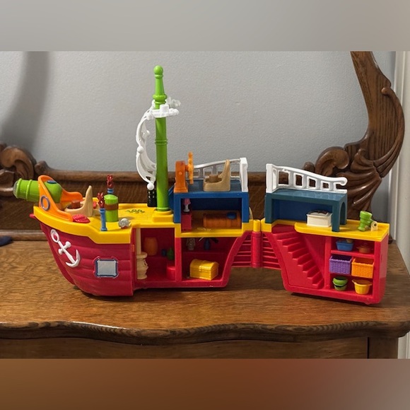 Kiddieland Play Wheeled Pirate 🏴☠️ Ship 🛳️ - Picture 3 of 6